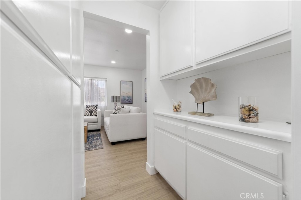 701 N Gaffey Place Property Photo 17