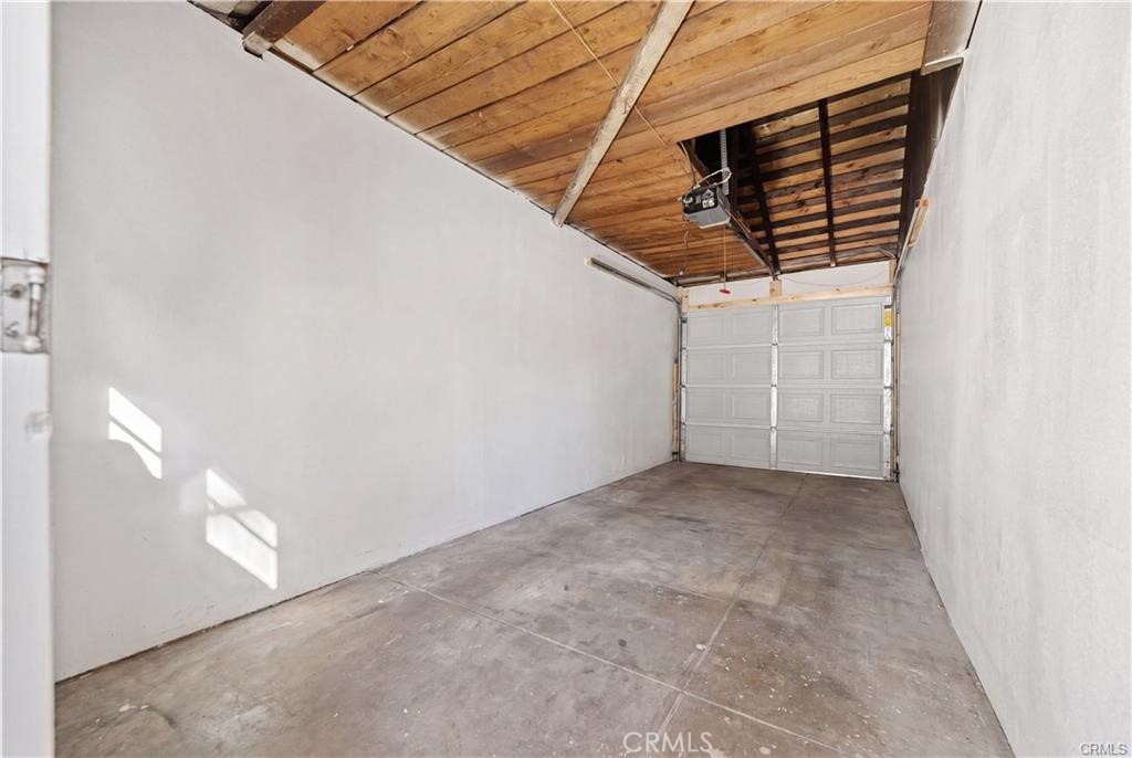 701 N Gaffey Place Property Photo 20