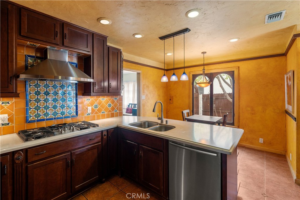 3729 Olive Property Photo 20