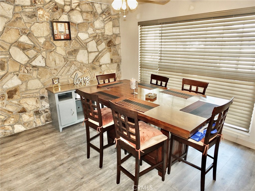 13912 S Parmelee Property Photo 5