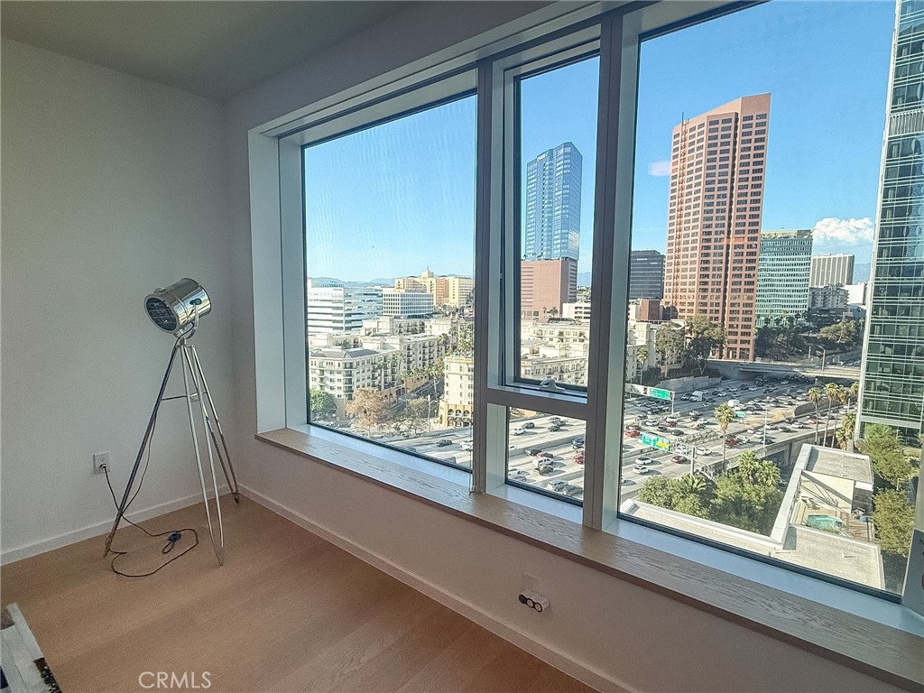 899 Francisco 1711 Property Photo 1