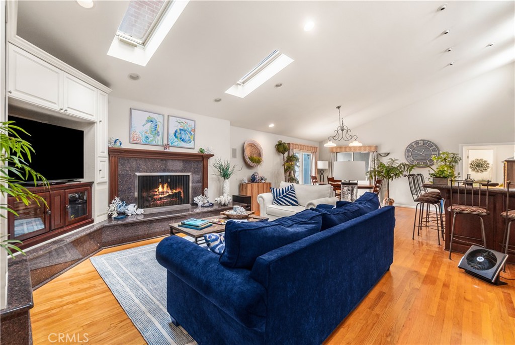 263 Corona Avenue Property Photo 4