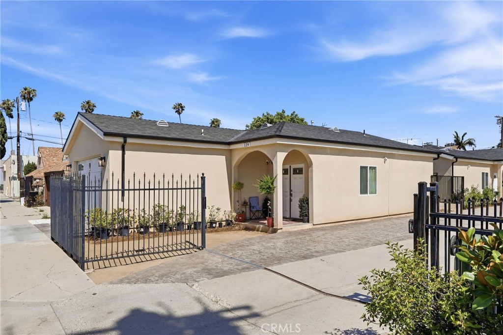 127 E N Street Property Photo 3
