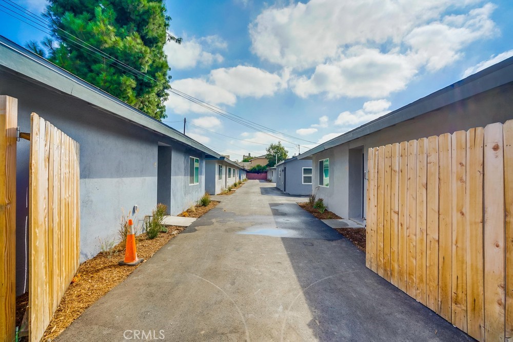 13838 Arthur Property Photo 3