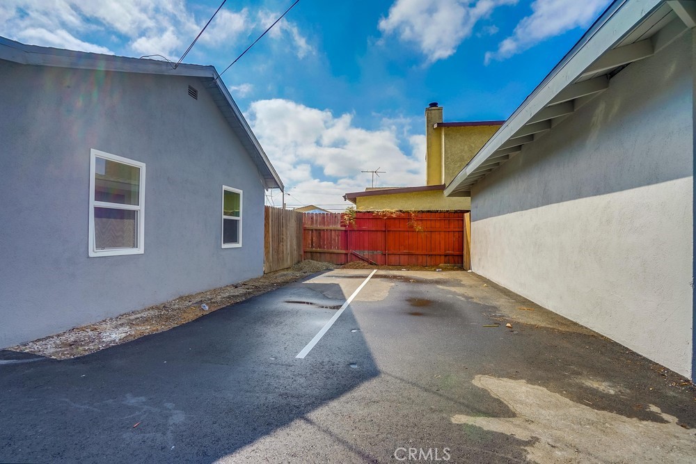 13838 Arthur Property Photo 27
