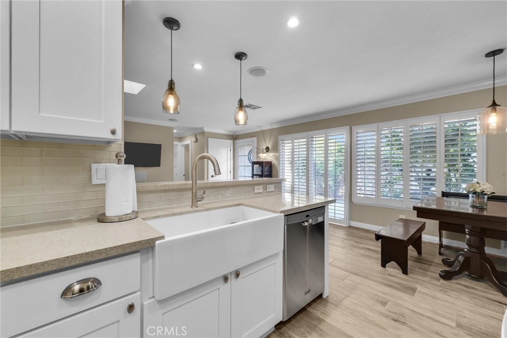146 Orchard Property Photo 3