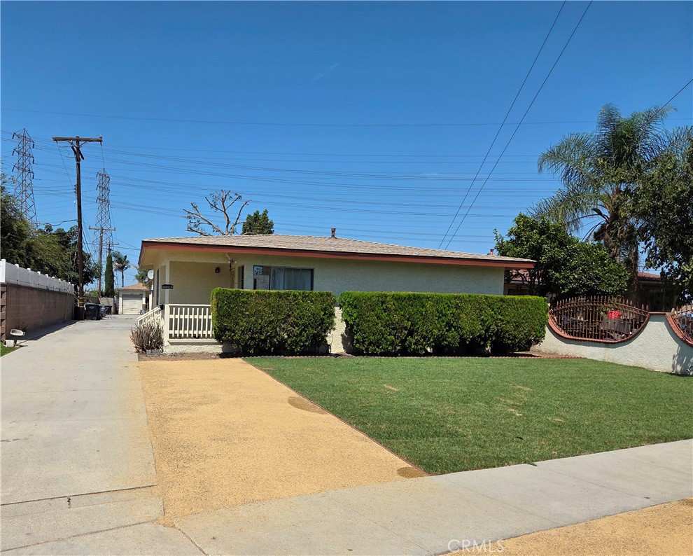 10456 Downey Norwalk Road Property Photo 1