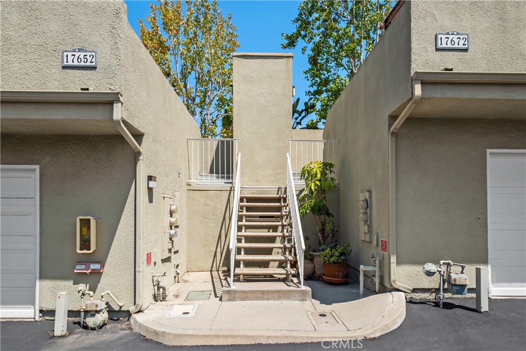 17652 Sergio Circle 202 Property Photo 26