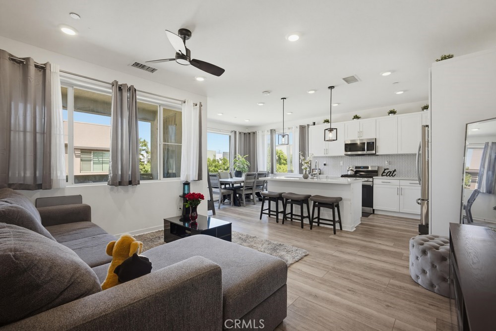 3570 E Peckham Paseo Property Photo 1