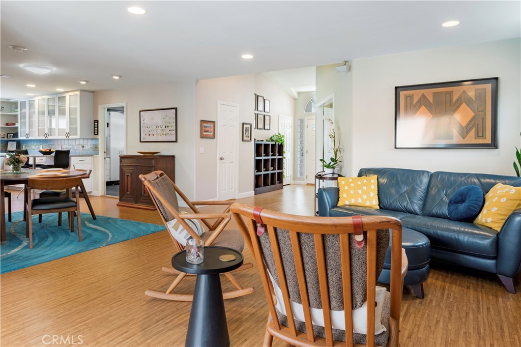 1015 Fathom Property Photo 4