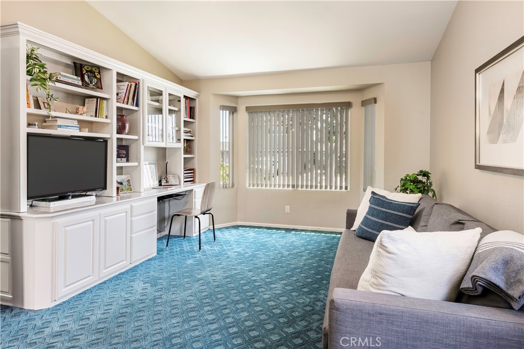 1015 Fathom Property Photo 13