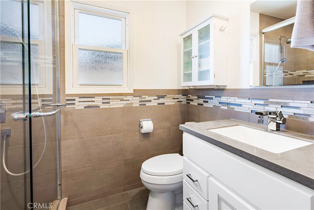 1015 Fathom Property Photo 20