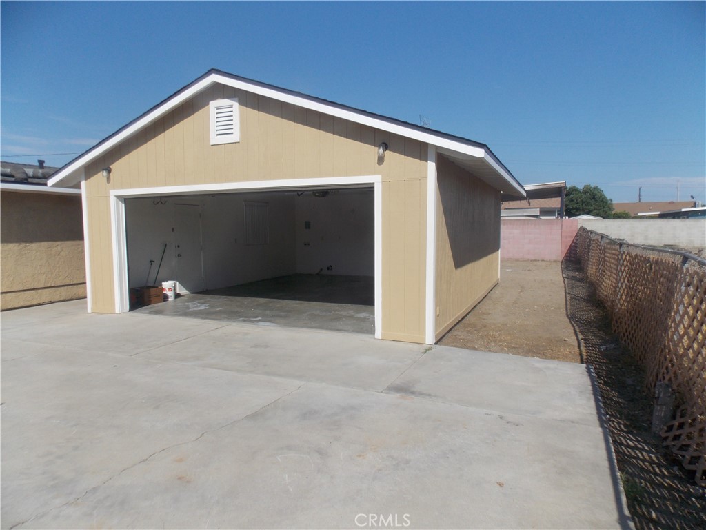 12808 Waco Property Photo 29