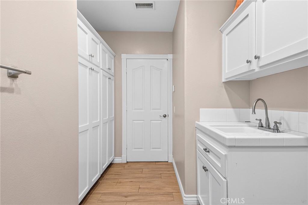 22594 Hidden Hills Property Photo 41