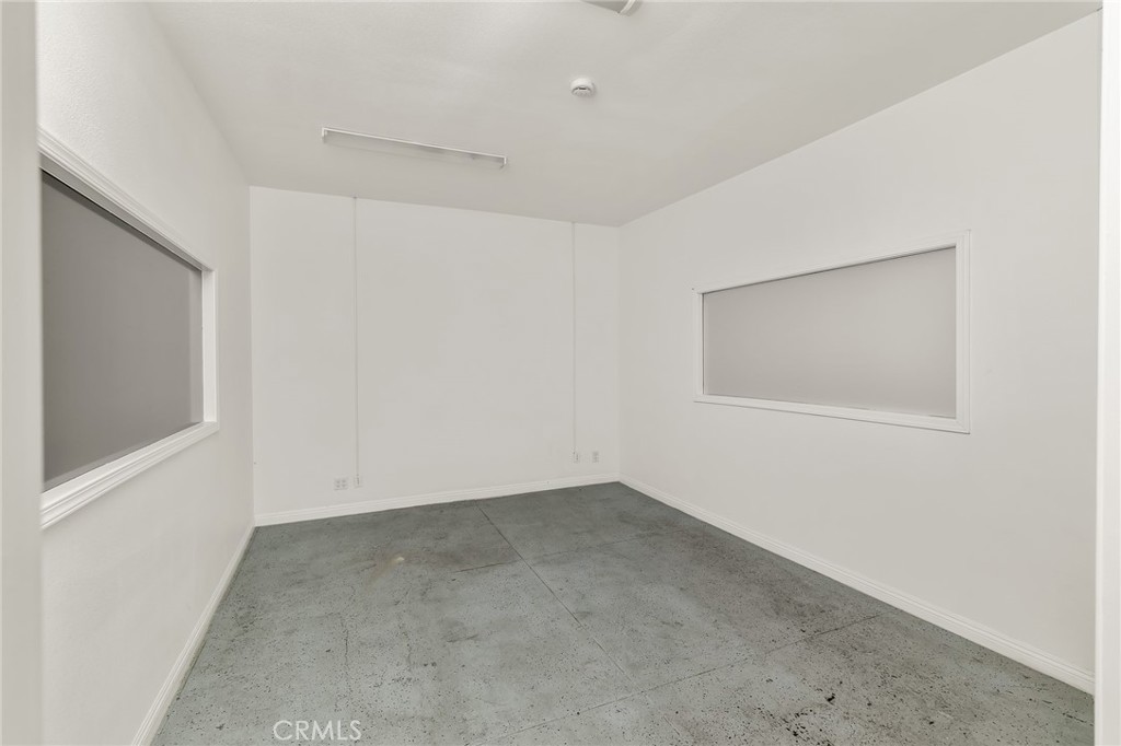 1733 E Anaheim Property Photo 10