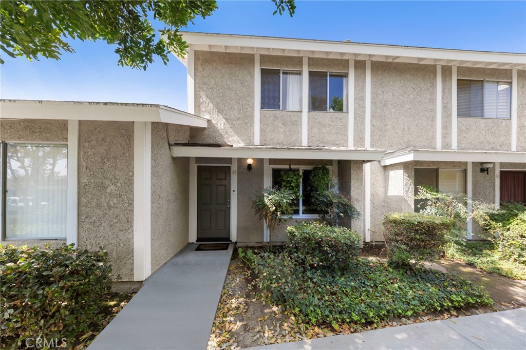 15216 Shadybend Drive 69 Property Photo 1