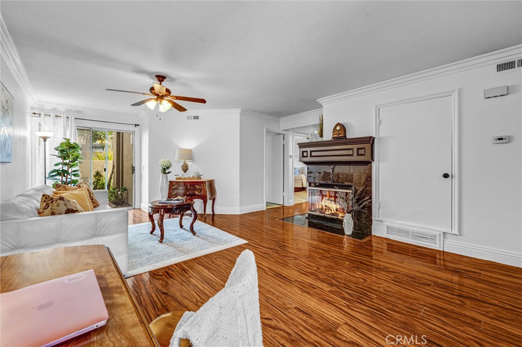 21122 Aqua Property Photo 1