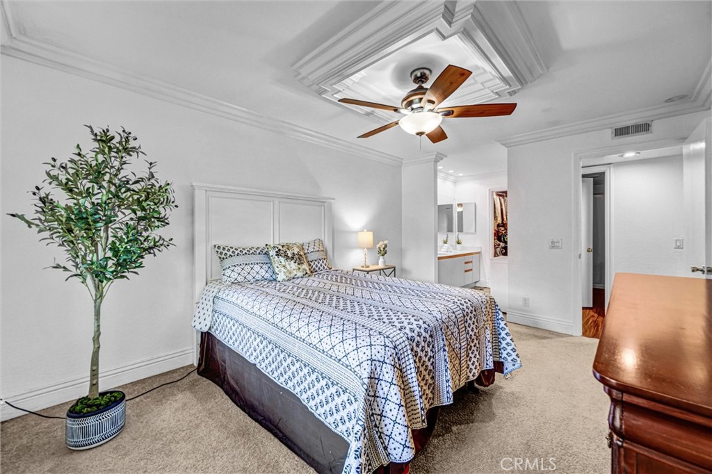 21122 Aqua Property Photo 10