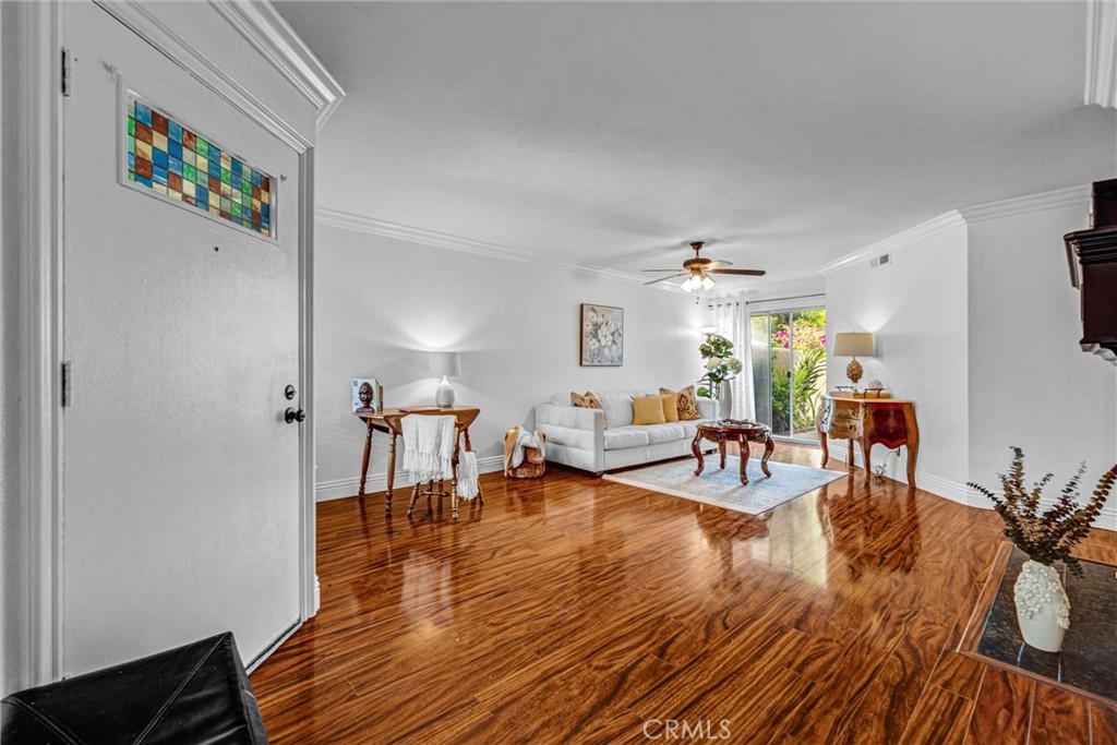 21122 Aqua Property Photo 20