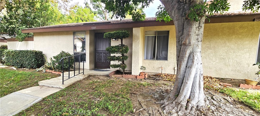 1397 Fredericks Property Photo 3