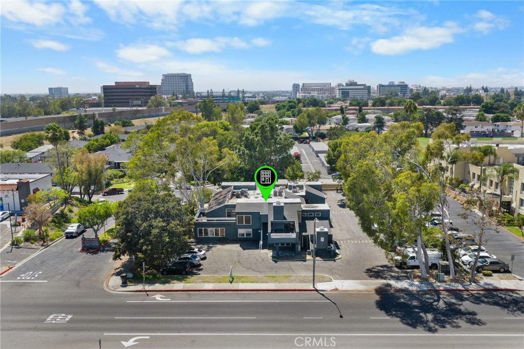 630 S Glassell Property Photo 1