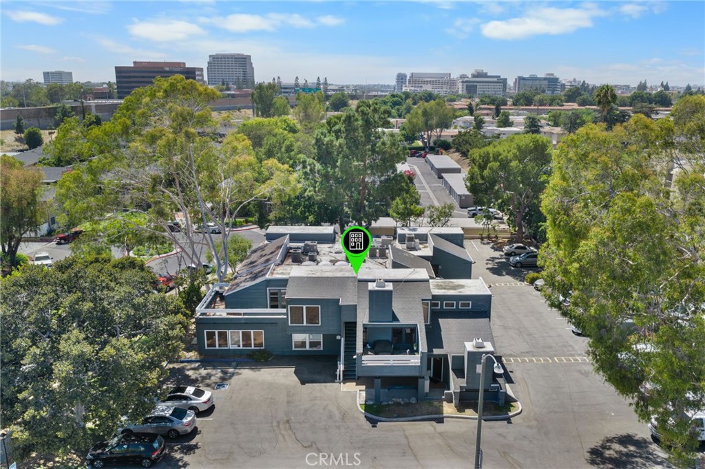 630 S Glassell Property Photo 2