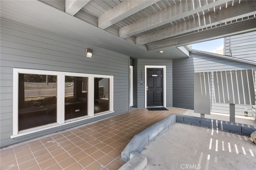 630 S Glassell Property Photo 6
