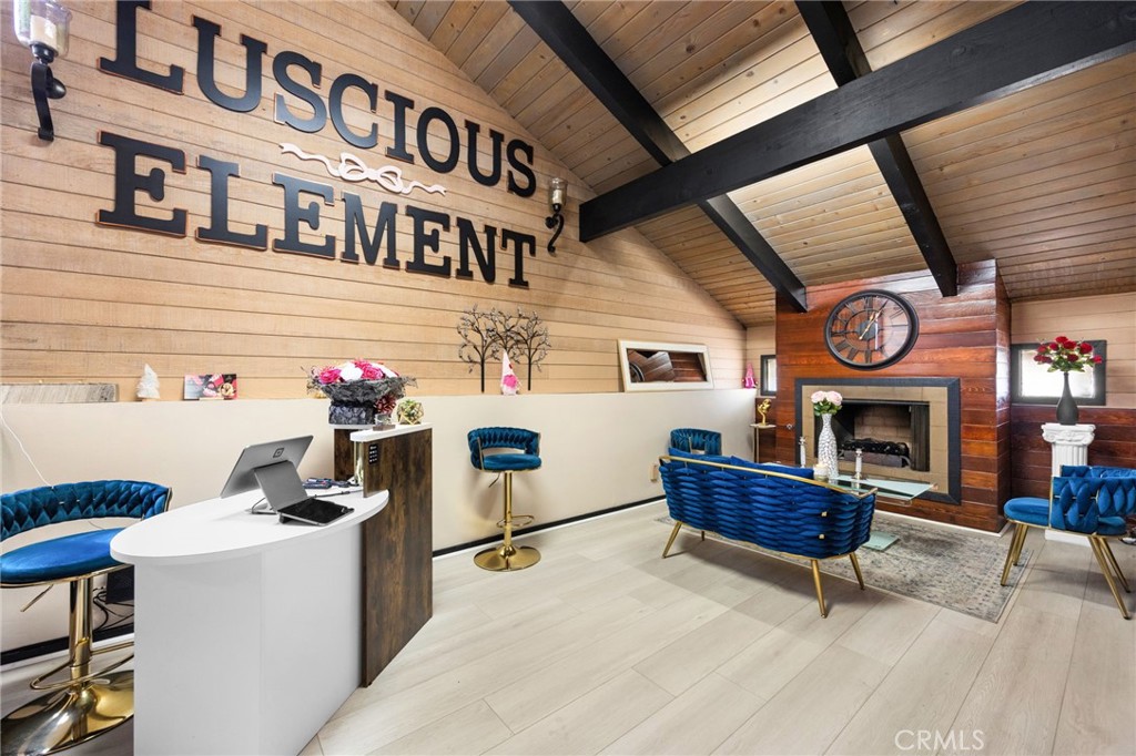 630 S Glassell Property Photo 8