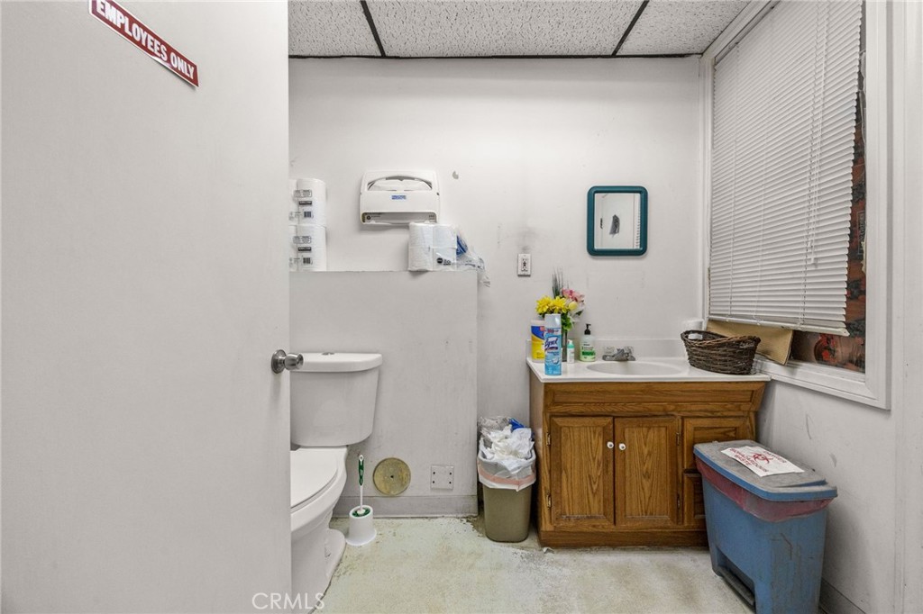 630 S Glassell Property Photo 24