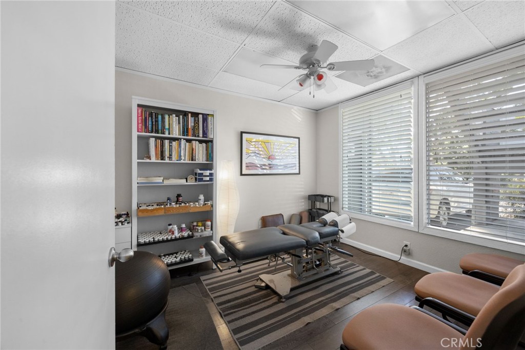 630 S Glassell Property Photo 36