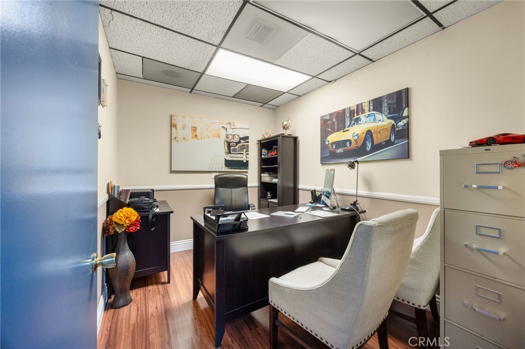 630 S Glassell Property Photo 49