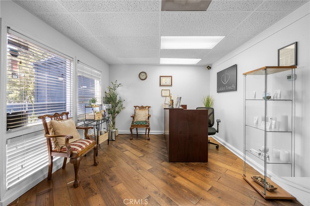 630 S Glassell Property Photo 52