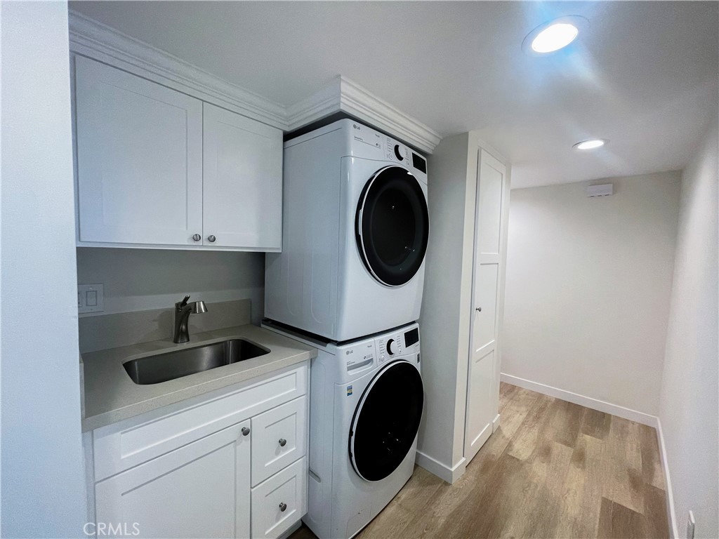 1250 Manhattan Beach Property Photo 10