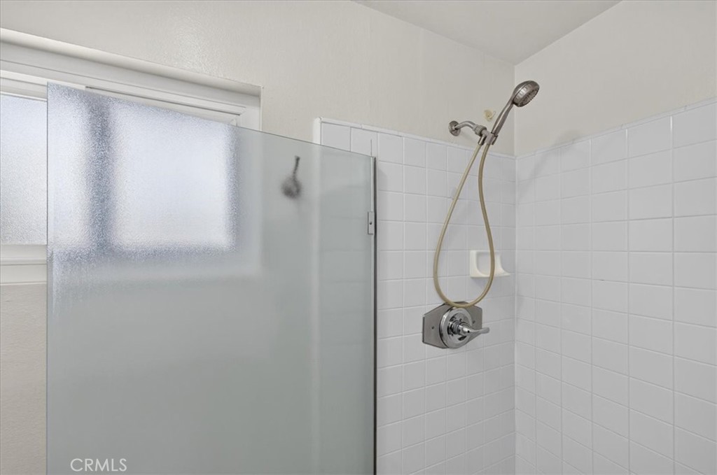 2090 Paddock Property Photo 18
