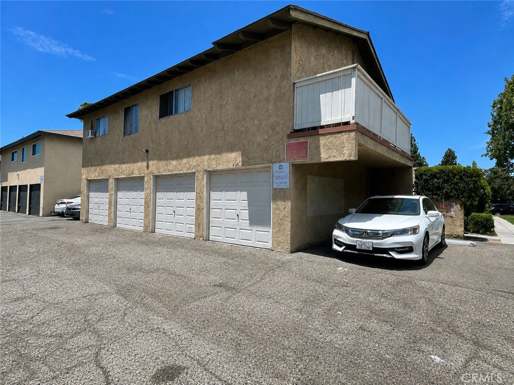 2236 E Franzen Property Photo 4