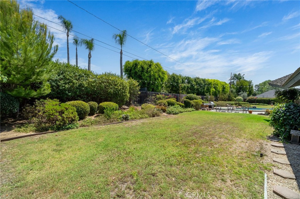 1321 El Finito Way Property Photo 17