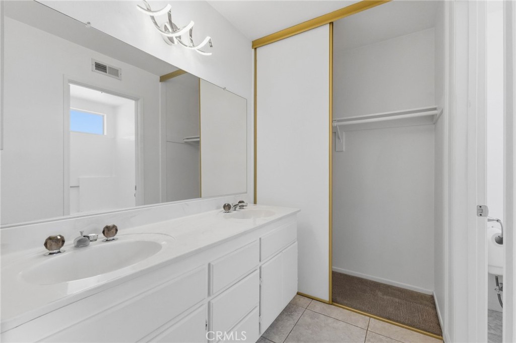 1090 W Huff Street Property Photo 25