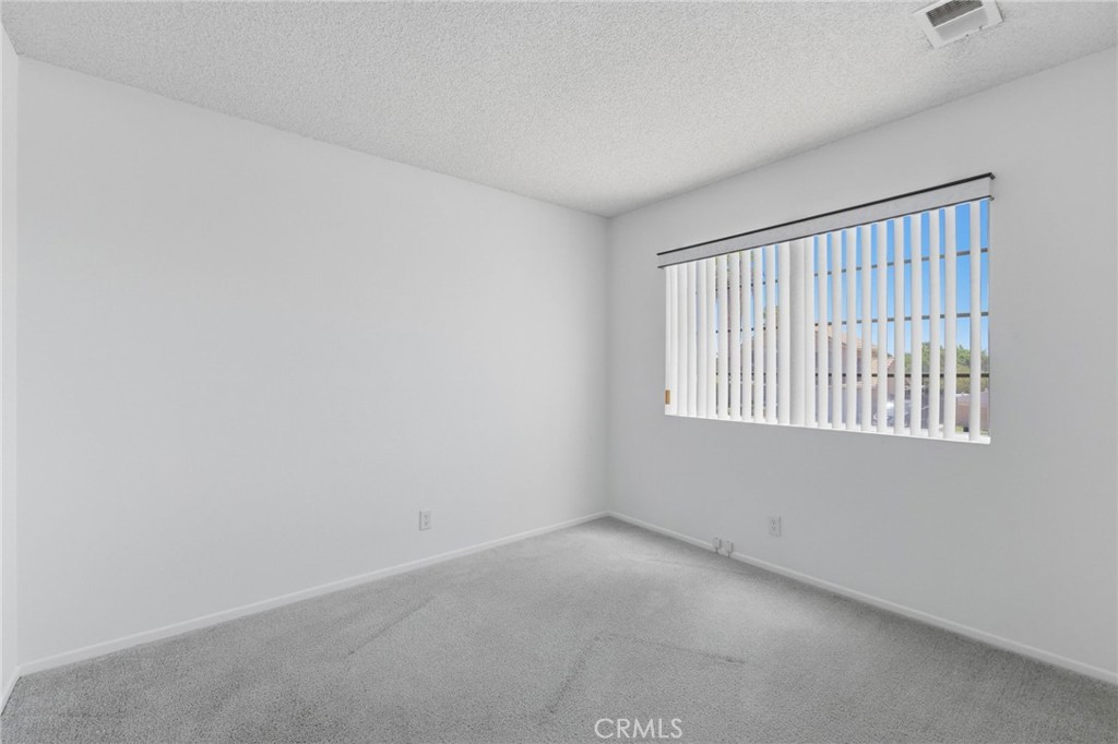 1090 W Huff Street Property Photo 29