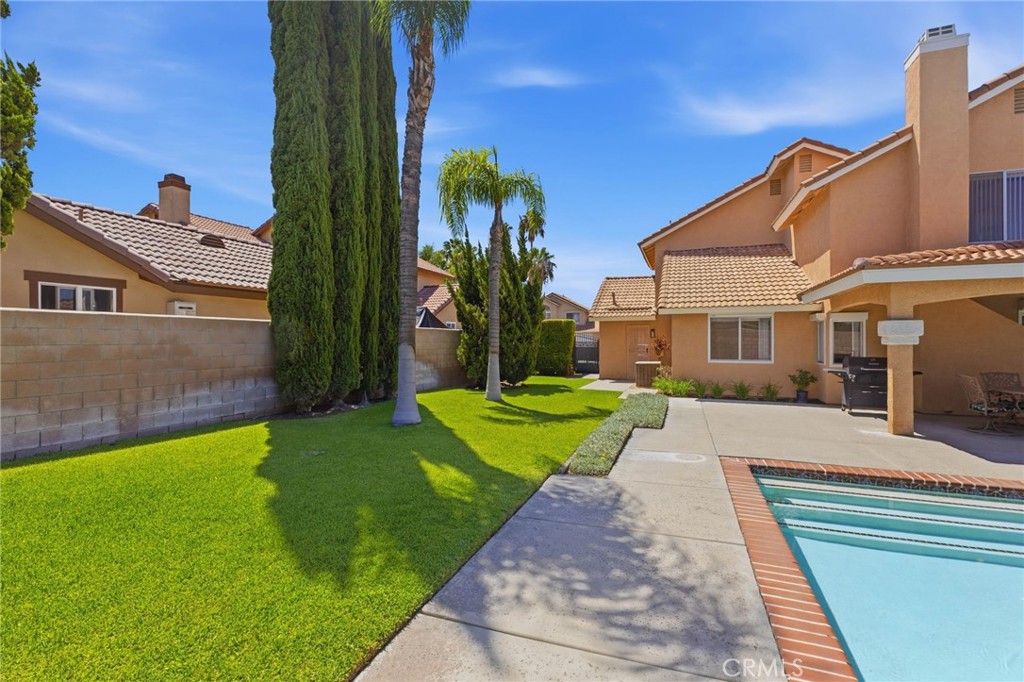 1090 W Huff Street Property Photo 45