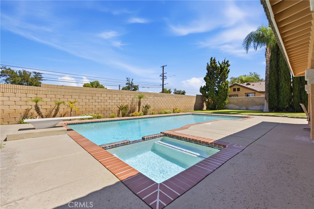 1090 W Huff Street Property Photo 49