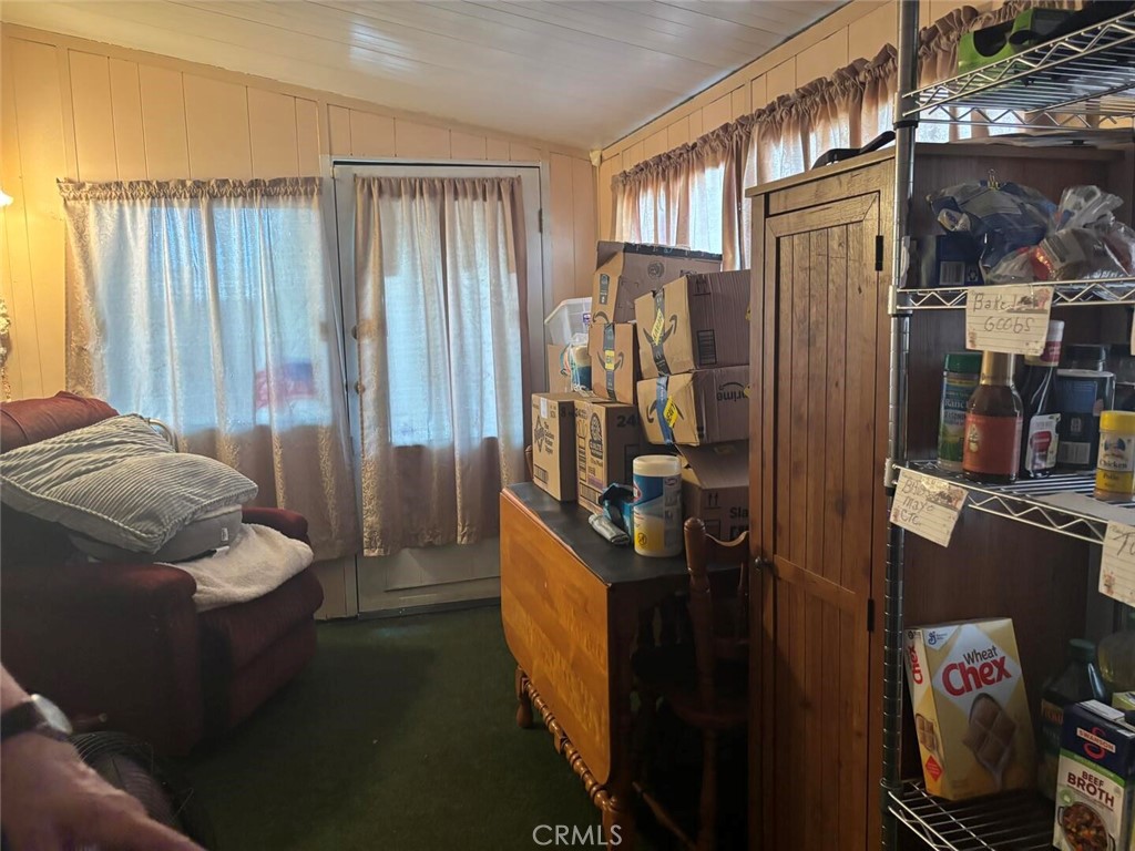 10550 Dunlap Crossing Property Photo 6