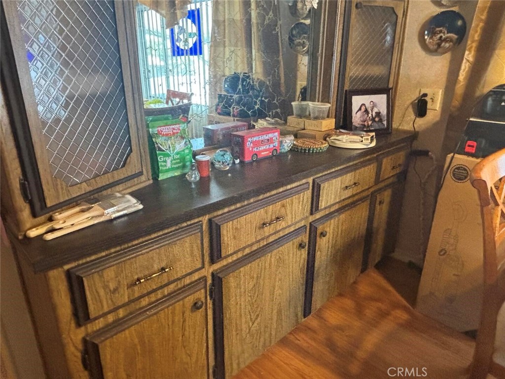 10550 Dunlap Crossing Property Photo 15