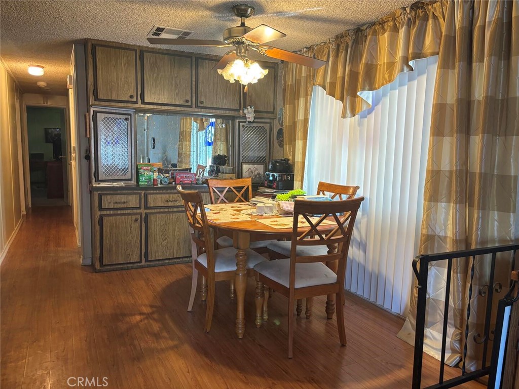 10550 Dunlap Crossing Property Photo 17