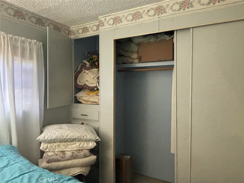 10550 Dunlap Crossing Property Photo 28