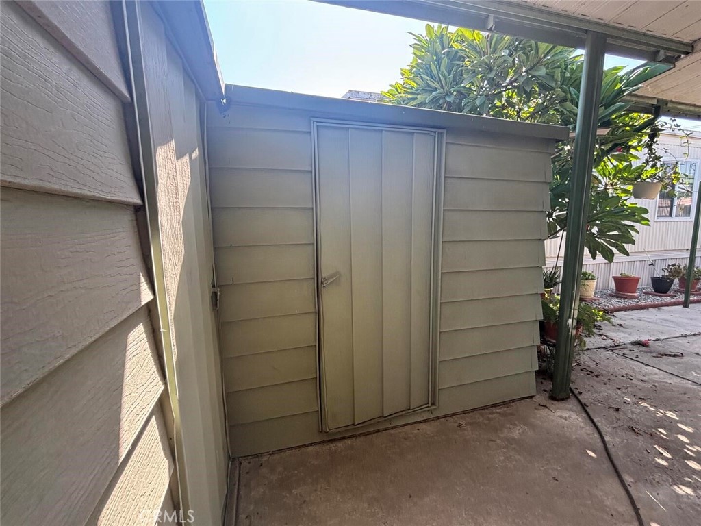 10550 Dunlap Crossing Property Photo 48