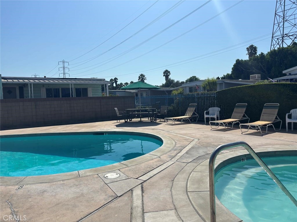 10550 Dunlap Crossing Property Photo 51