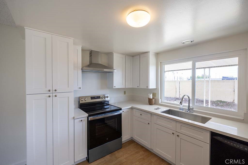 1854 W Skywood Property Photo 8