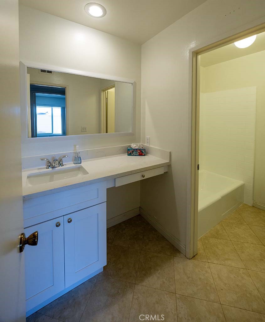 1854 W Skywood Property Photo 12