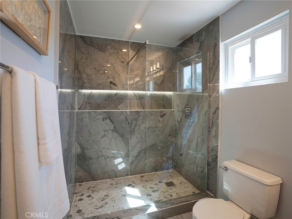 25112 Northrup Drive Property Photo 32