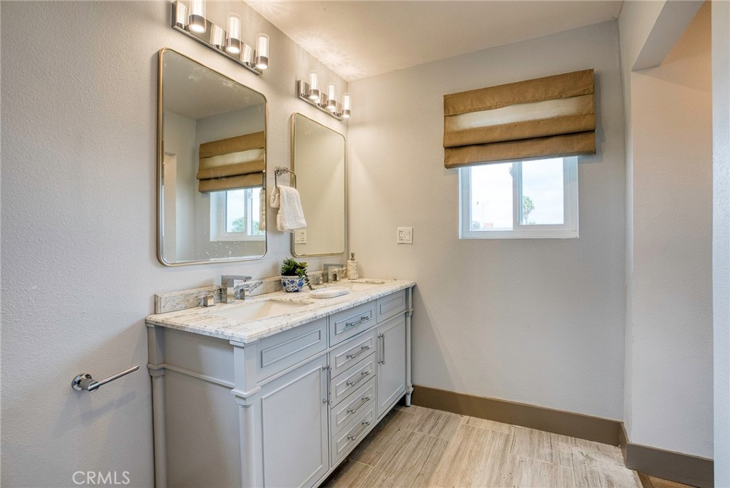25112 Northrup Drive Property Photo 33